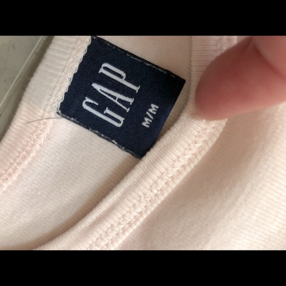 GAP girl’s pale pink T - Picture 2 of 2